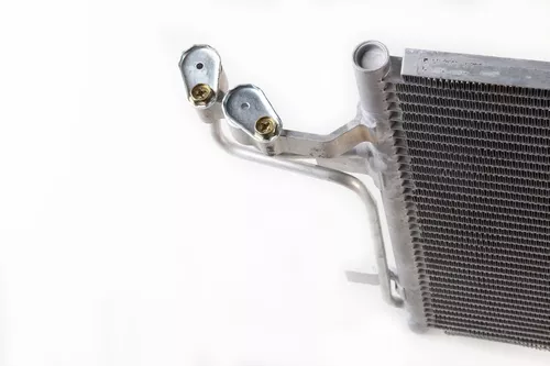 Condensador Aire Acond Ford Focus 2 08/18 - Imagen 2