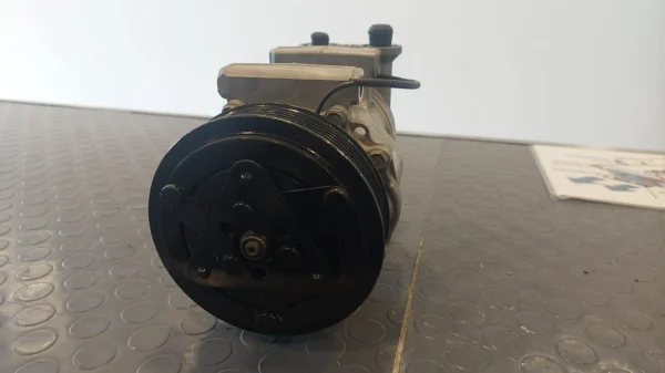 Compresor Ford Fiesta Ecoport Sanden 1447f 6v12 Re - Imagen 4