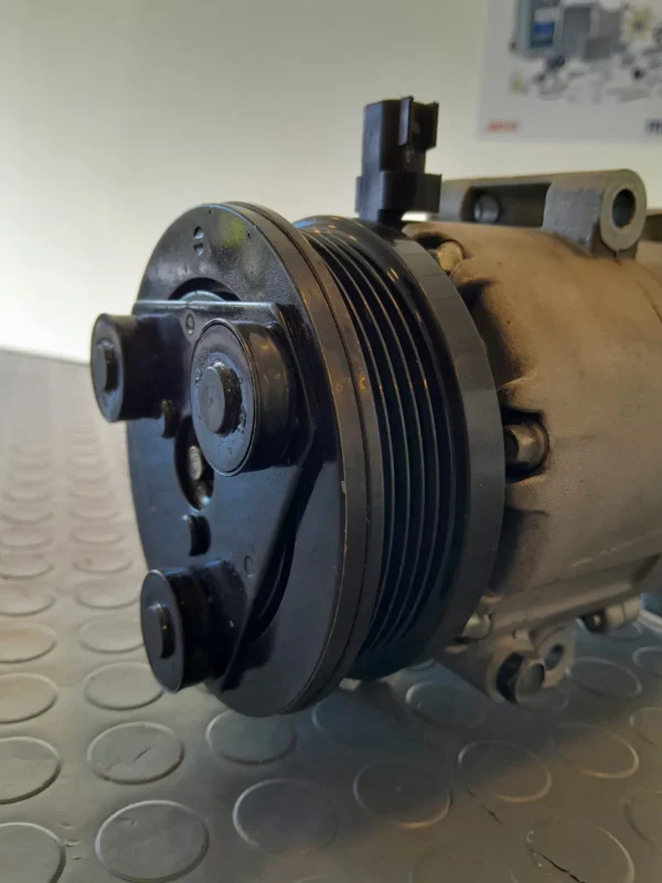Compresor Ford Focus 2 1.6 Vs16 - Imagen 3