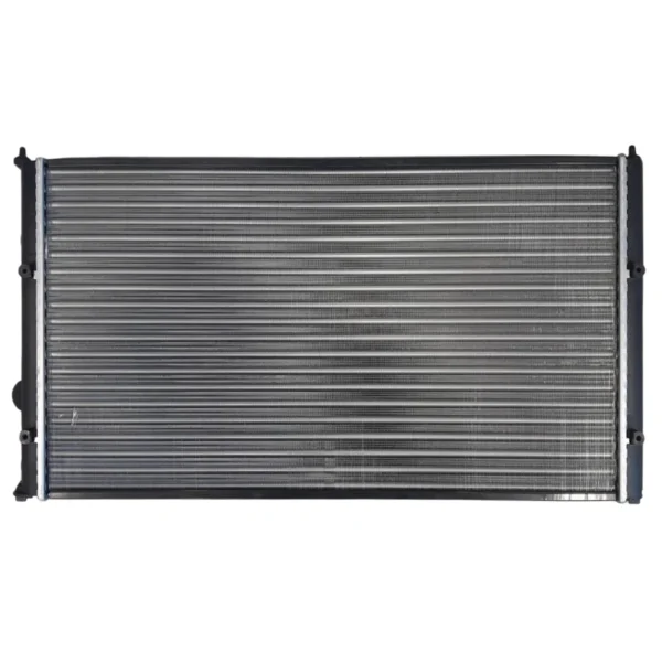 Radiador Agua Polo Classic 2000 A 2004 Con Aire Ac 1.6 1.9